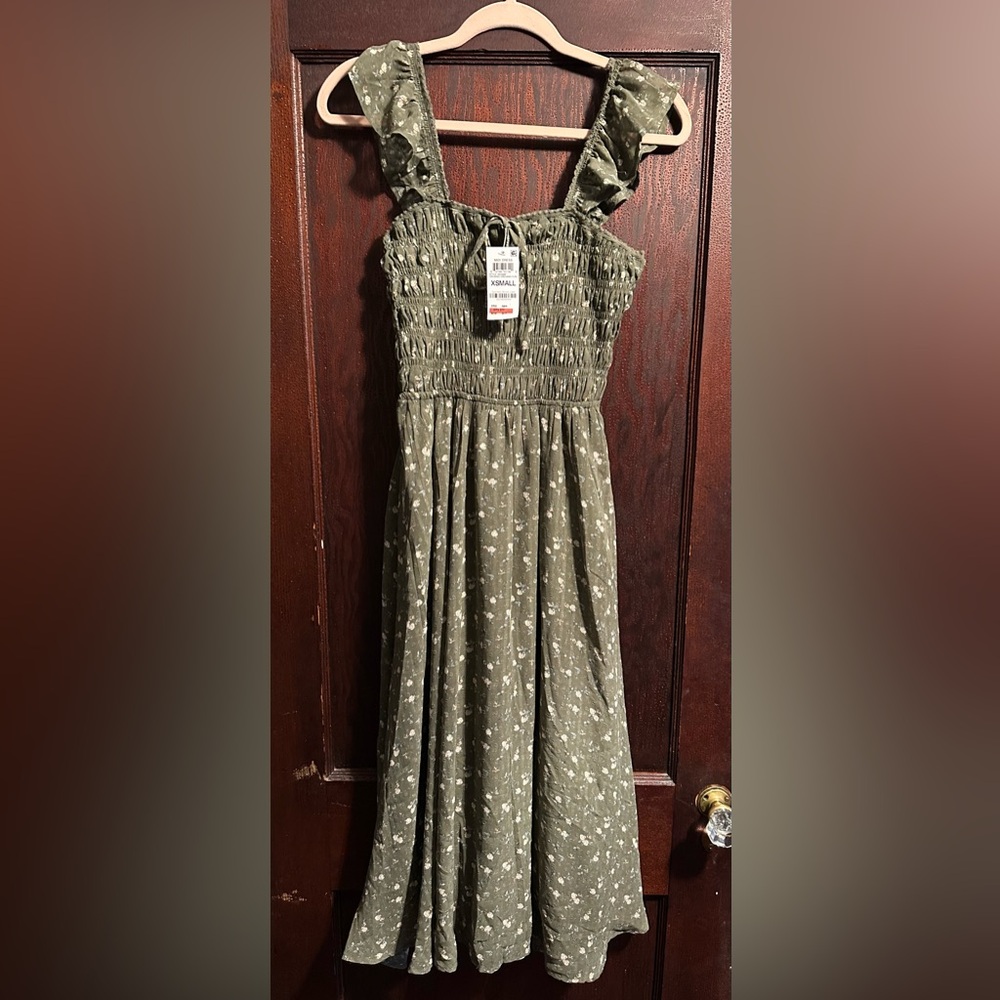 NWT And Now This Midi Dress Oregano/Green X-Small